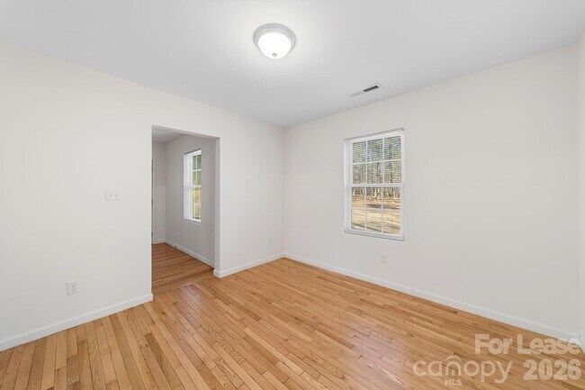 Building Photo - 5309 Waxhaw-Marvin Rd