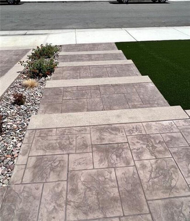 Building Photo - Spencers’s Crossing Home