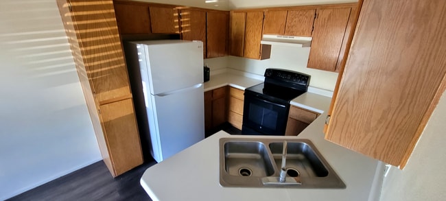 Building Photo - 1634 Northfield Rd