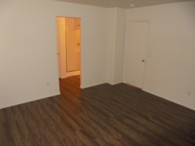 Building Photo - 12717 W Paradise Dr