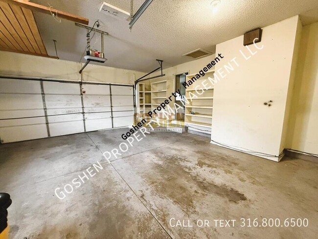 Building Photo - 131 Brazos Dr