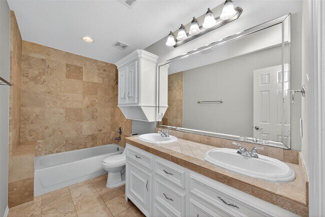 Building Photo - 3702 Sunset Cir