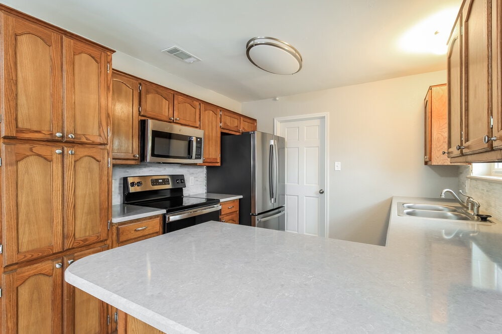 Building Photo - 3355 Brooke St