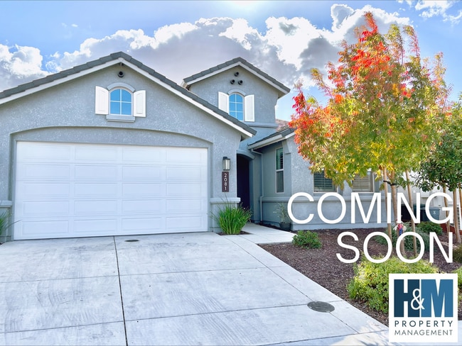 Primary Photo - Beautiful Santana Ranch Home in Hollister