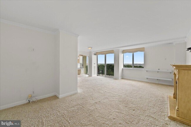 Building Photo - 501 Slaters Ln