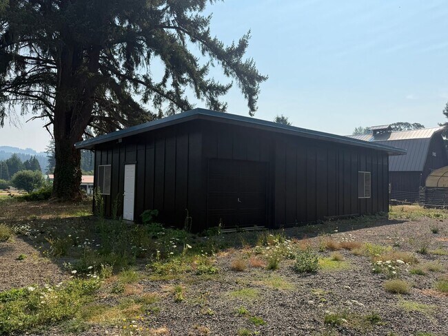Building Photo - 28411 Liberty Rd