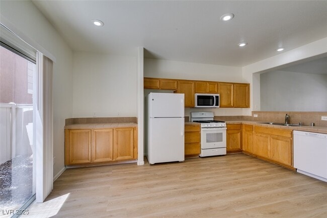 Building Photo - 11098 Arcadia Sunrise Dr