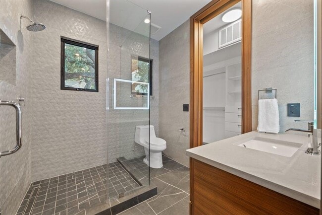 Building Photo - 3500 Cactus Wren Way