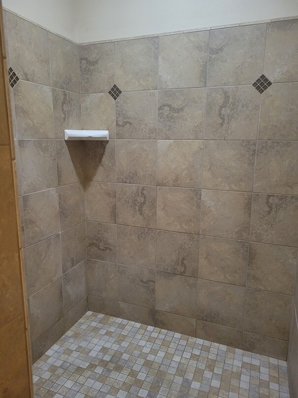 Building Photo - 227 Gooselake Cir
