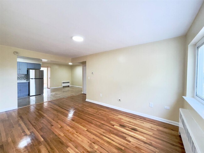 Building Photo - 3541 Ropes Ave