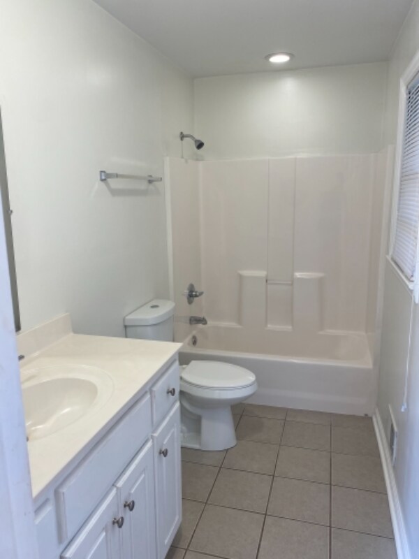 Building Photo - 1606 Winter St