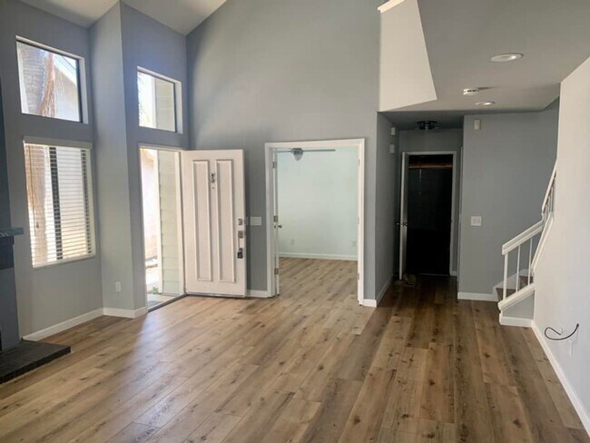 Building Photo - Lovely Carlsbad Home in the Gated Community of Harbor Point