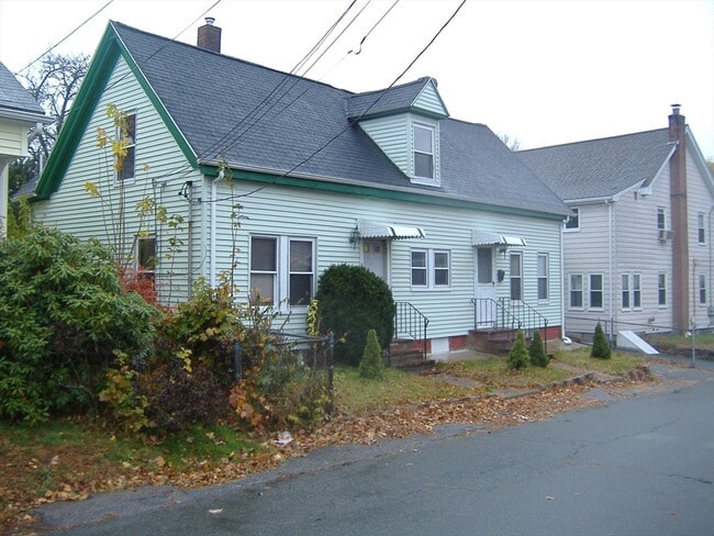 Primary Photo - 26 School St