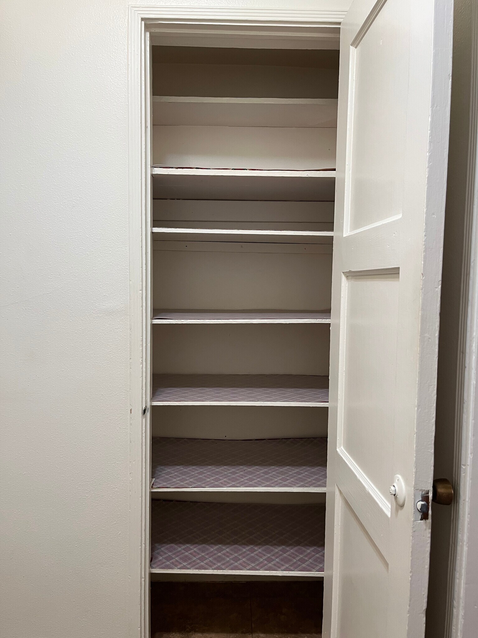 Building Photo - 330 S Virginia Ave