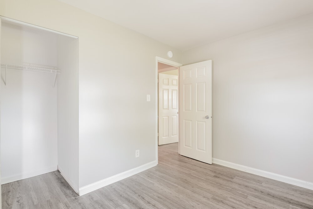 Building Photo - 17 Gerry Ct