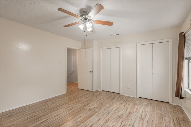 Building Photo - 2521 Crosstimbers Dr