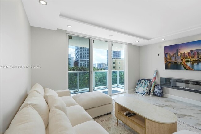 Building Photo - 3800 S Ocean Dr