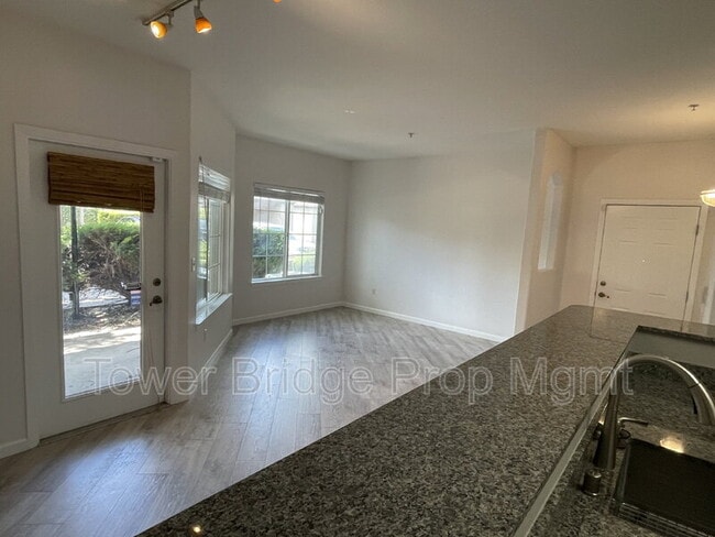 Building Photo - 4200 E Commerce Way