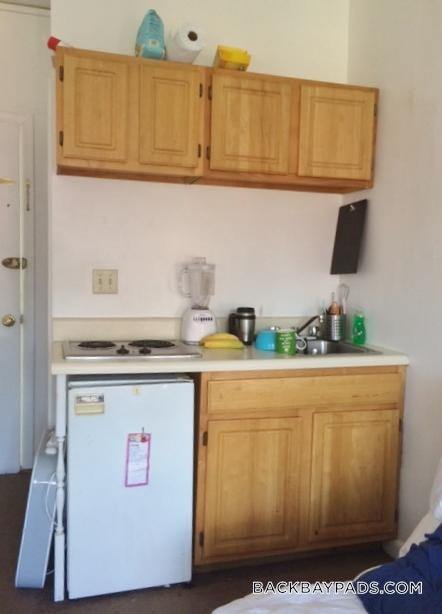 Building Photo - 248 Newbury St