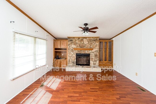 Building Photo - 3244 Thompson Heyward Dr