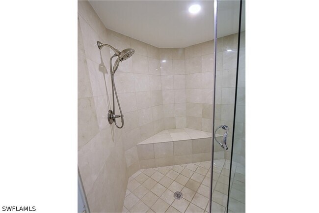 Building Photo - 60 Seagate Dr