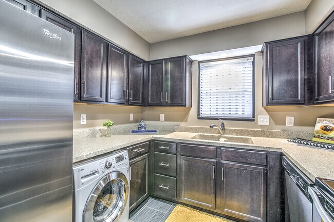 Building Photo - 3115 Marcy St