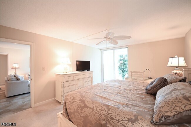 Building Photo - 7146 Estero Blvd