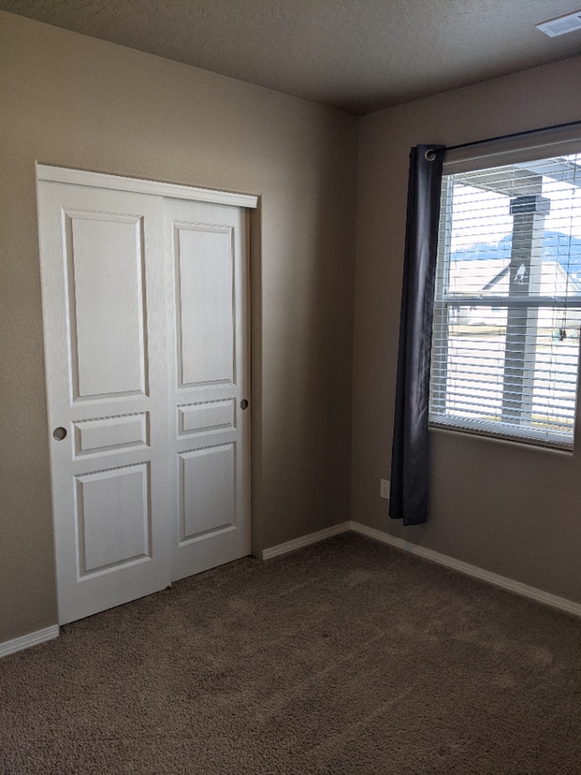 Building Photo - Beautiful 3 BR, 2 BTH in Rathdrum