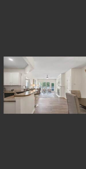 Building Photo - 3246 Margellina Drive