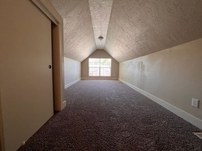 Building Photo - 5774 Parchment~Gorgeous Bristol Heights Home w/ Hardwood & Custom Cabinetry!
