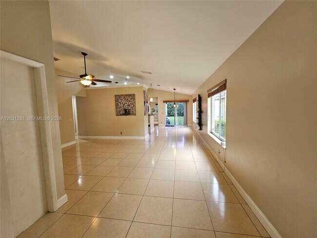Building Photo - 4232 Mahogany Ridge Dr