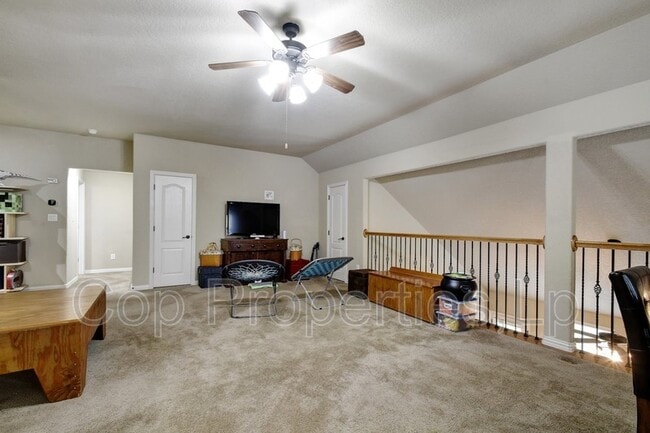 Building Photo - 1435 Sparrow Song