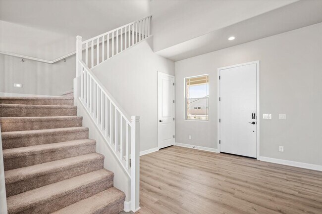 Building Photo - 35763 Geode Wy