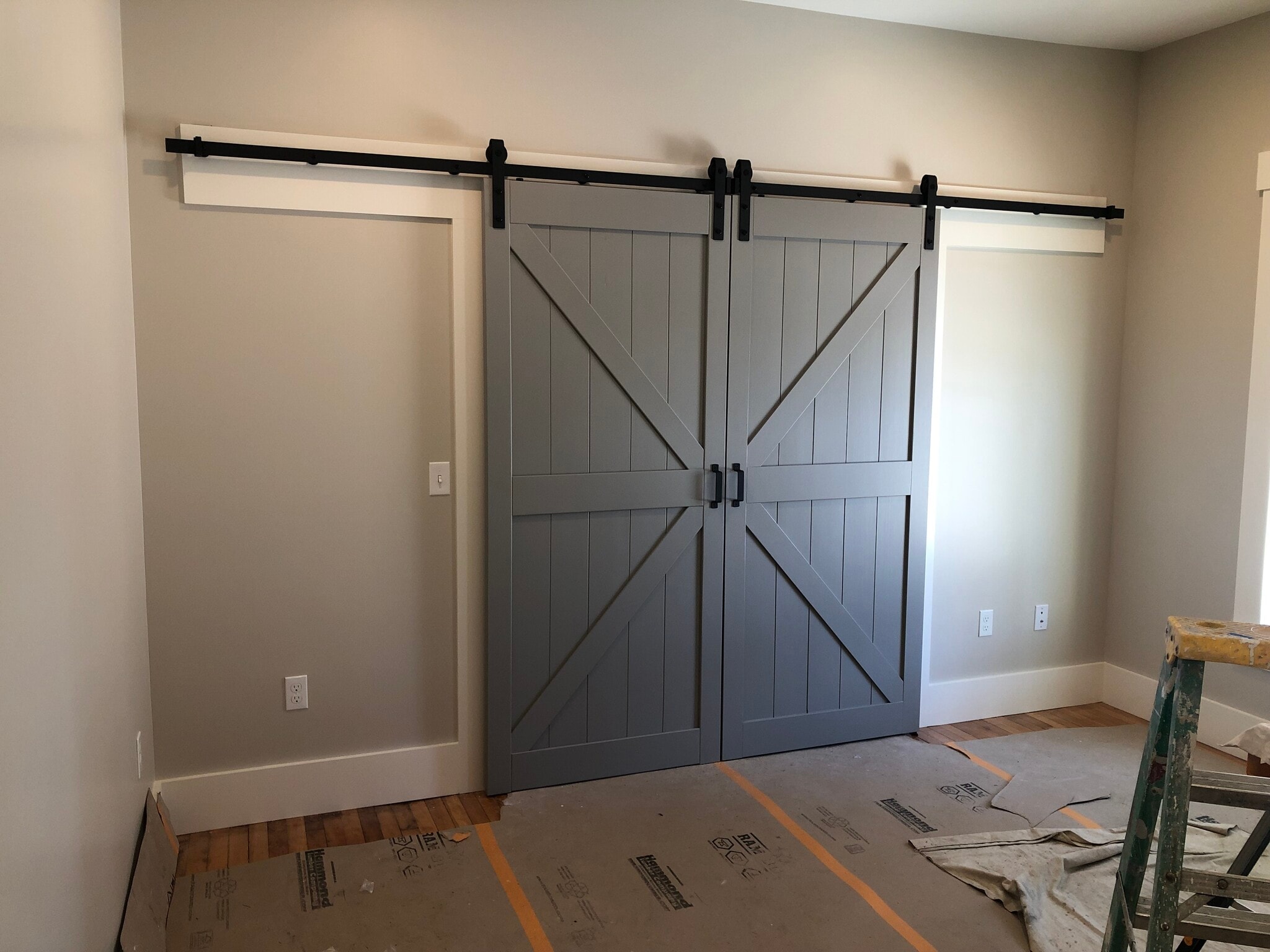 Building Photo - 556 Water St