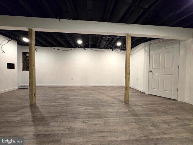 Building Photo - 1218 N 16th St