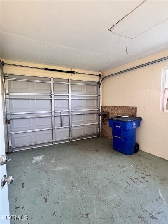Building Photo - 507 Jefferson Dr