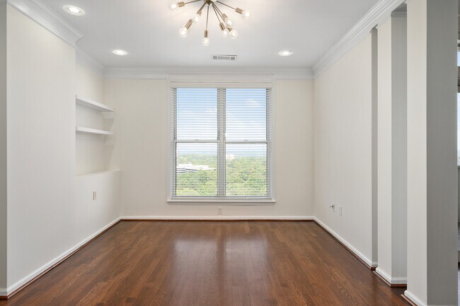 Building Photo - 3334 Peachtree Rd