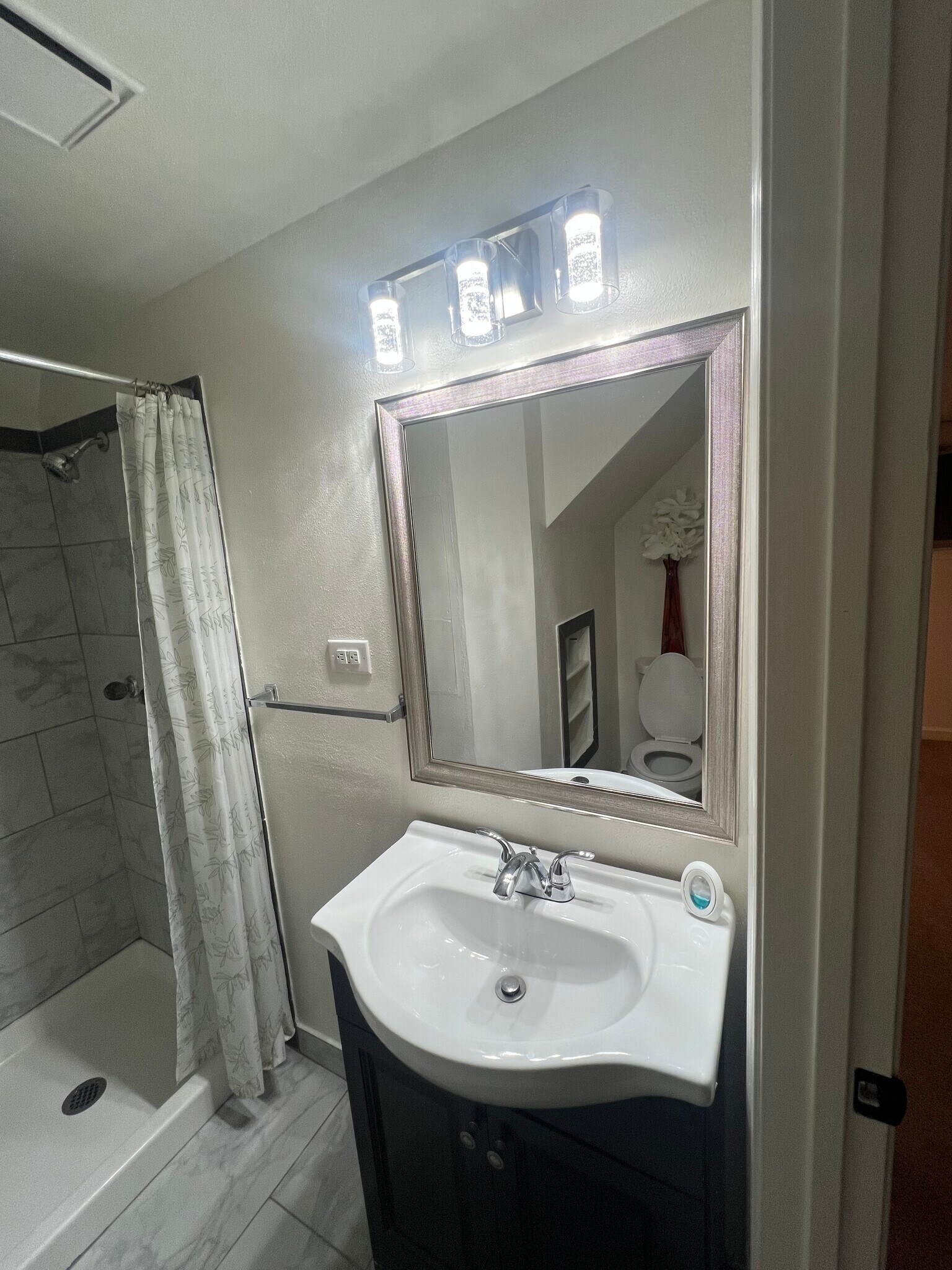 Building Photo - 9535 W Coal Mine Ave