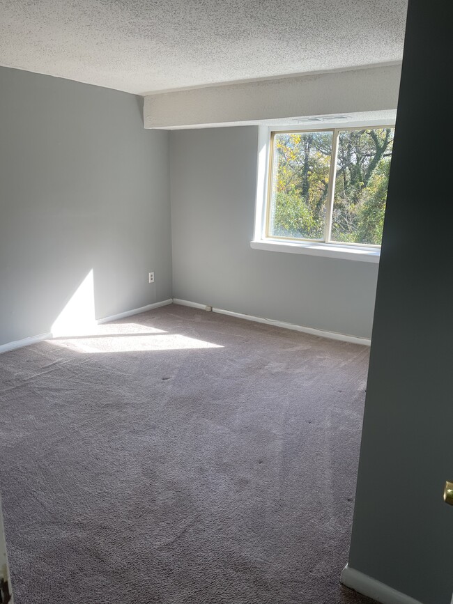 Master Bedroom - 3009 Southern Ave