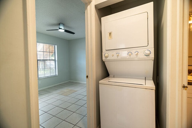 Building Photo - 5254 Treetops Dr