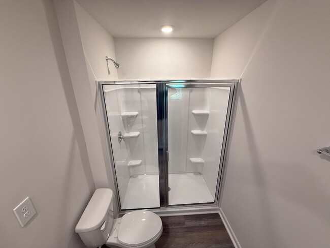 Building Photo - Brand New 4BR home in Great location!