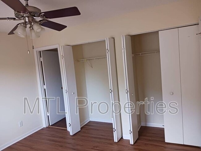 Building Photo - 1674 Eagles Pl