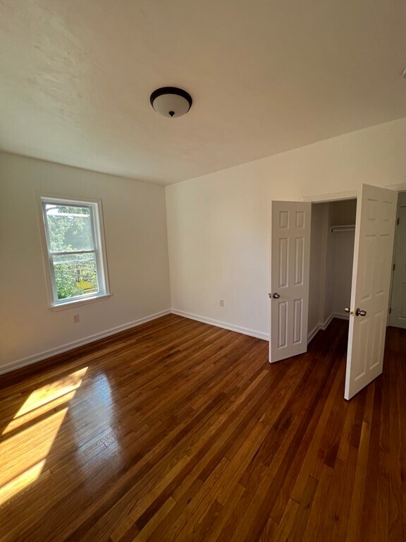 Building Photo - 40 Tennis Rd