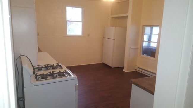 Building Photo - 244 Fayette St