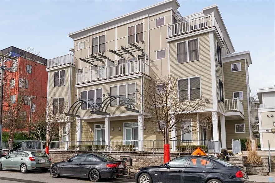 Building Photo - 27 Wheeler St