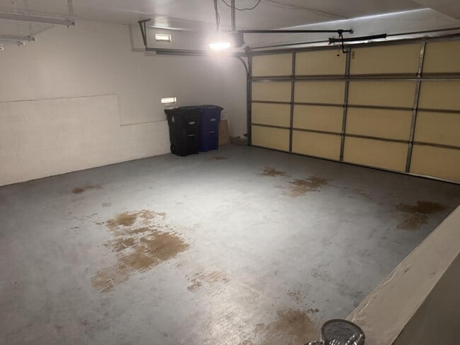 Building Photo - 4629 Villas Ct