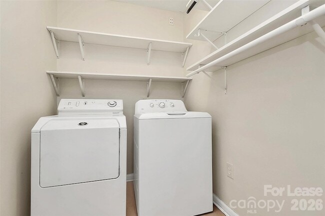 Building Photo - 6635 Olde Savannah Rd