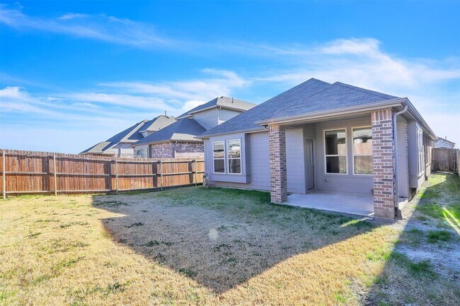 Building Photo - 3917 Spencer Ln