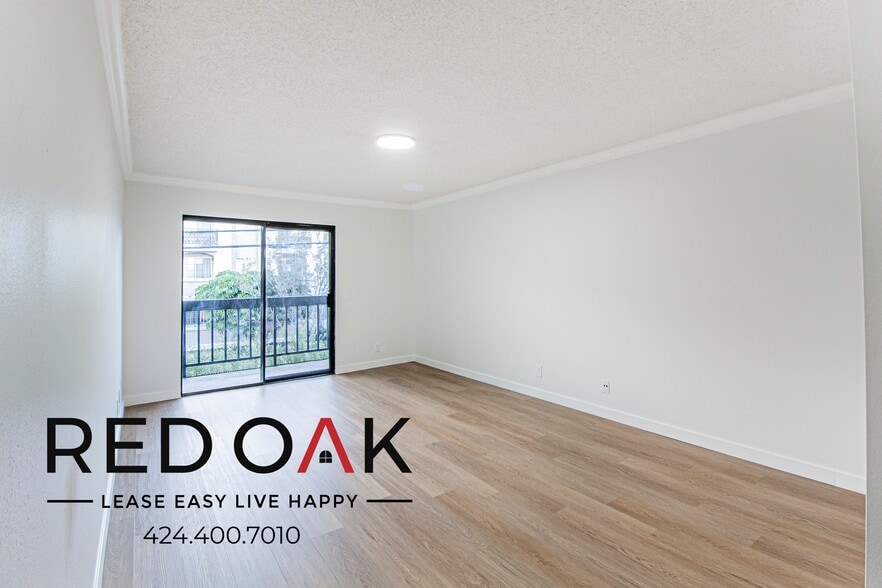 Building Photo - 1522 N Formosa Ave