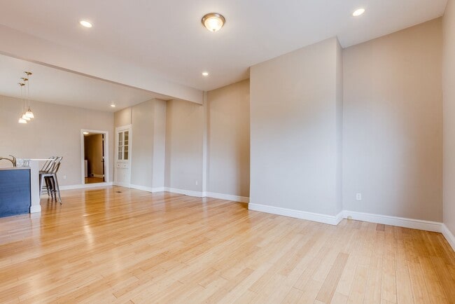 Building Photo - AVAILABLE JUNE 2026 - Spacious 4 Bedroom, 2 Bath Home Minutes from East Carson!